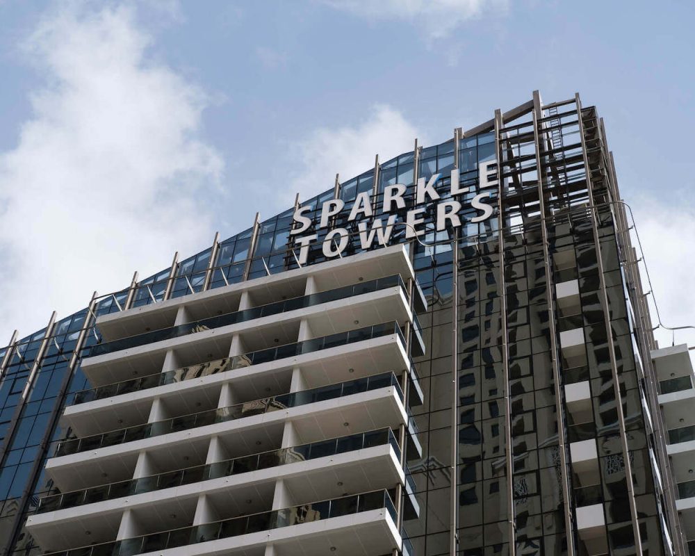 Mimar-Projects-ND24-Sparkle-Towers-Marveled-by-Swarovski-8